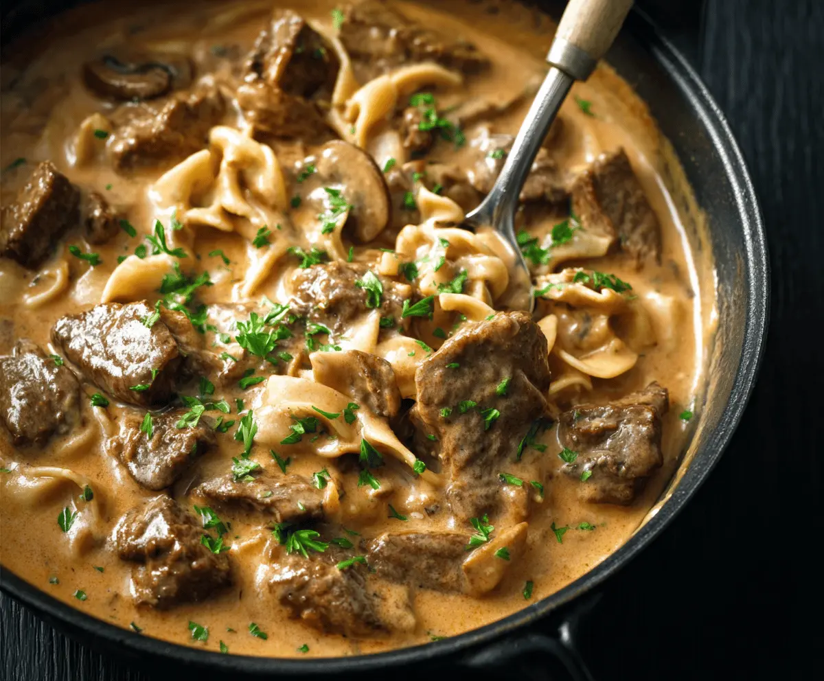 Easy Gordon Ramsay Beef Stroganoff Recipe – Creamy & Delicious
