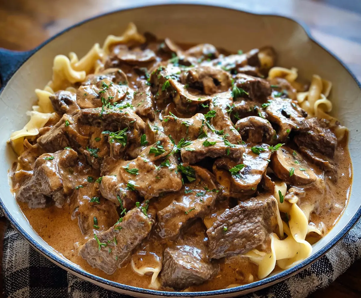 Easy Beef Stroganoff Recipe