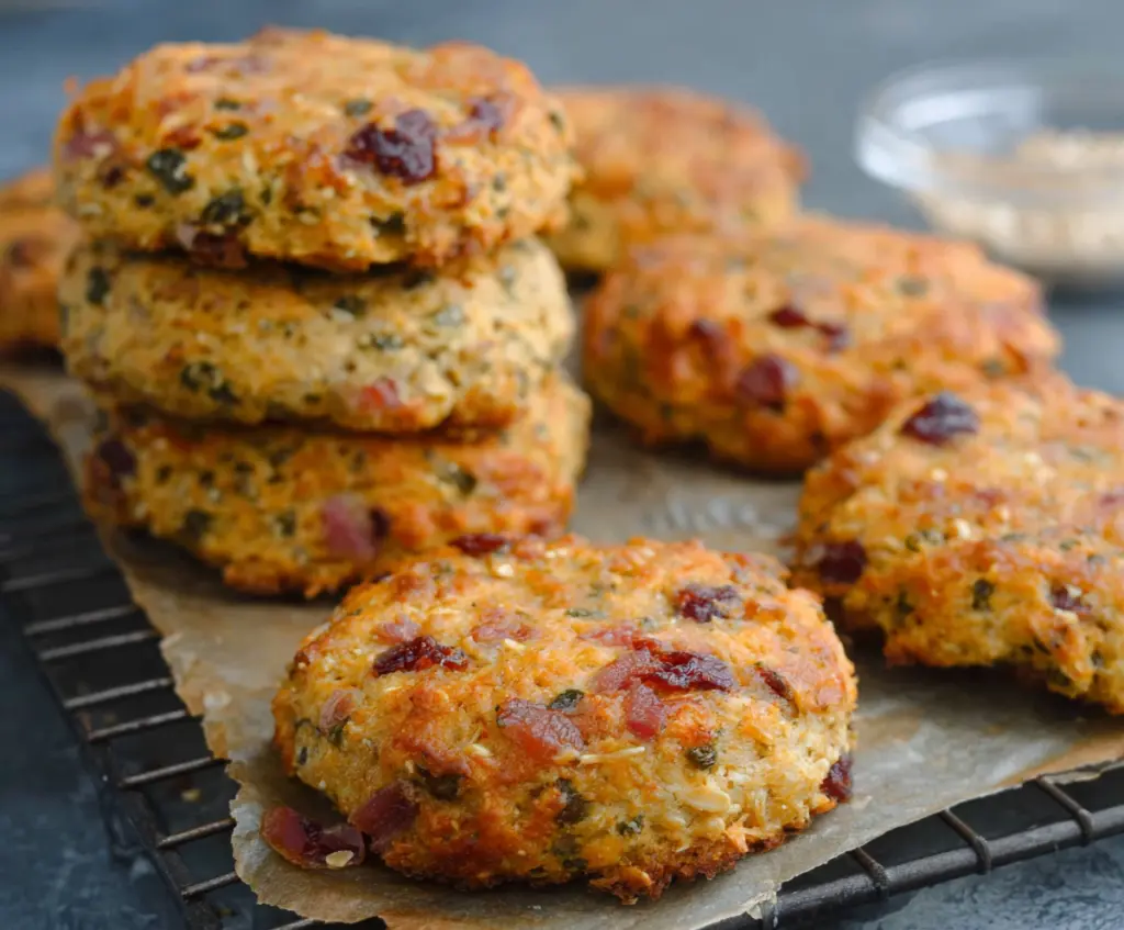 Breakfast Protein Biscuits: 14g Protein & Freezer-Friendly!