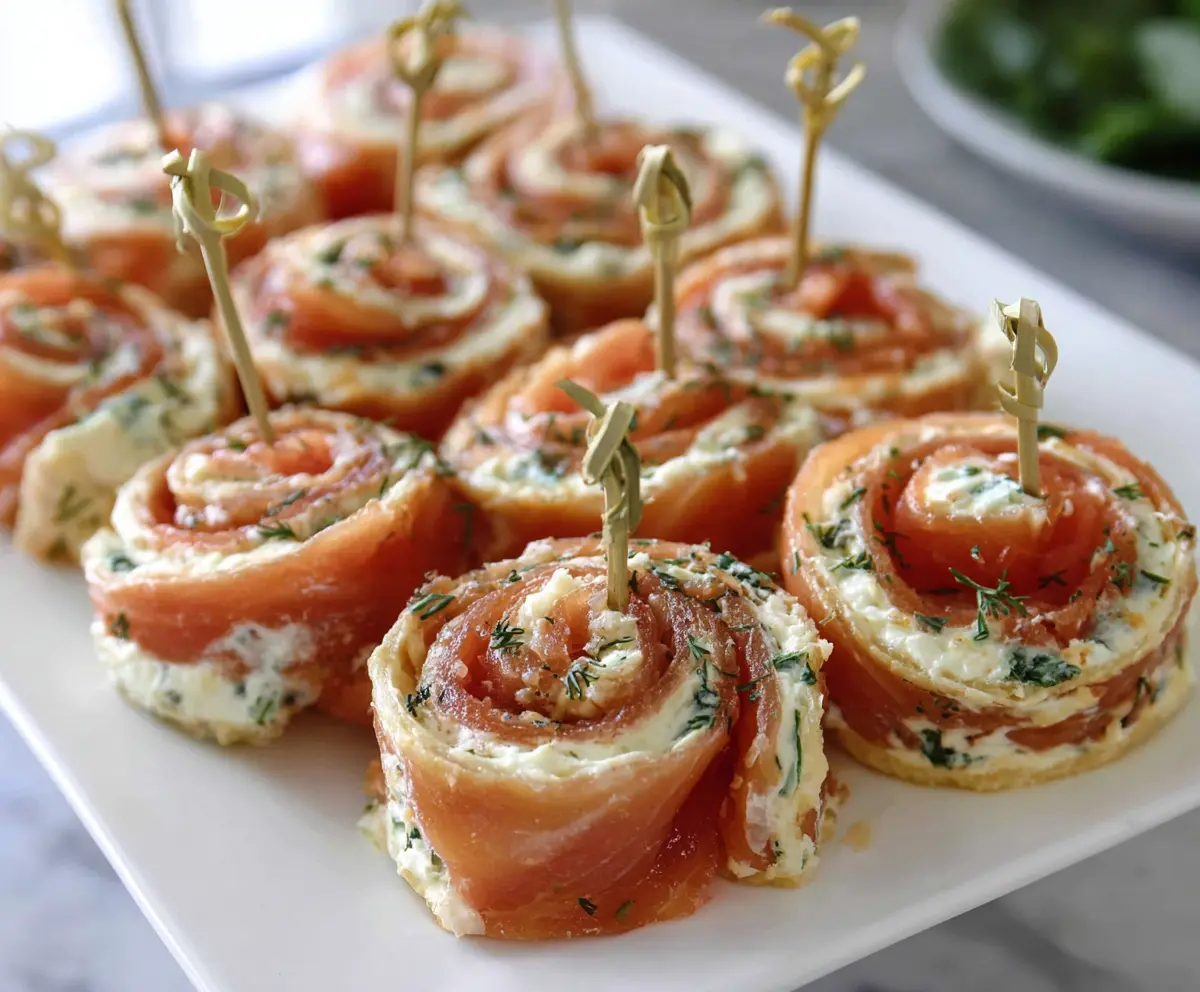 Easy Smoked Salmon Pinwheels